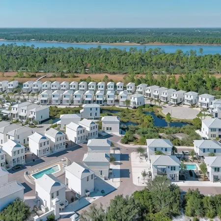 Pool, 100 Steps To Private Beach Access, Patio, Tannin 2BR Cottage, Dog Friendly