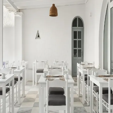 Polos Hotel Paros