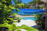 Chris Guest House, 2nd Floor with Shared Pool