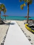 Calm Waters – Private 6BR Beachfront Villa w/ Pool & Rooftop View - North Caicos - Wi-Fi