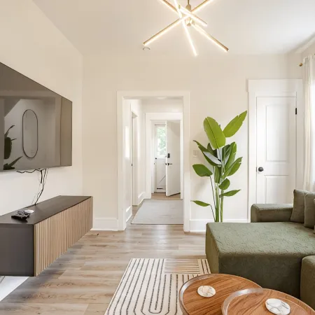 Elm City Escape - Modern + Cozy