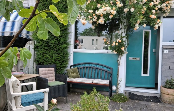 Comfortable home close to train station and Amsterdam