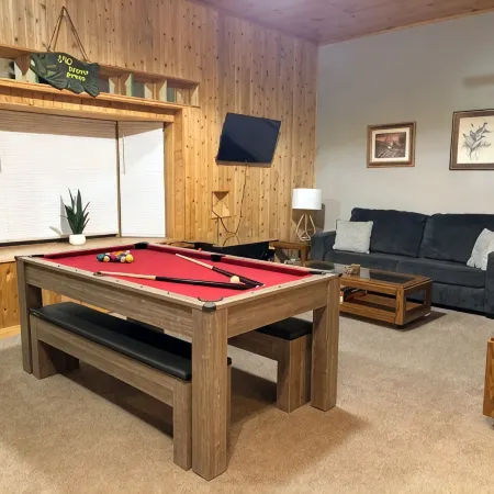 Stay In Ohiopyle, Hot tub & Pool Table - Closest to the GAP trail