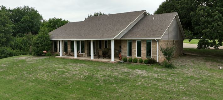 Minutes from Marina Del Rey and Boat Ramps at Soldier Creek on Lake Texoma. Hotels in Marshall County