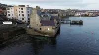 Central Lerwick holiday apartment - Wifi