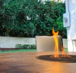 Beautifully Designed Oasis - Blocks to UF Stadium! - 4-Star