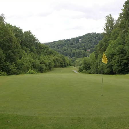 Finely Appointed Mtn Condo in Gated Resort, Only 4 Steps to get in, GREAT VIEW!