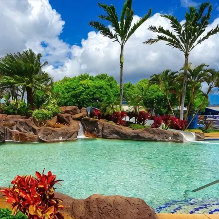 BLUE OCEAN VIEW 172 BRAND NEW LUXURIOUS OCEAN VIEW CONDO W/ A/C TREAT YOURSELF!!