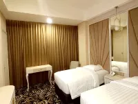 Grand Royal Denai Hotel فنادق في بوكيتنغي