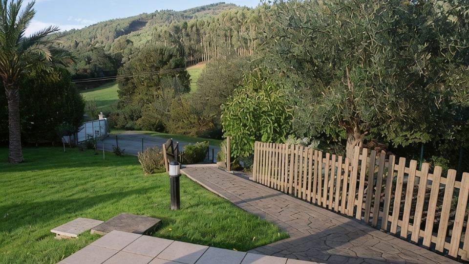 MARKAIDA HOUSE WITH POOL