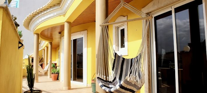 Spacious Penthouse w/ Barbecue, wifi, 2 terraces & Views Hotels in Praia