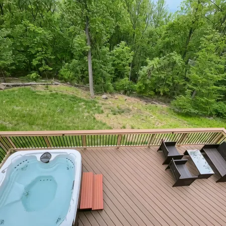 Hot Tub Mountain View Dog Friendly Modern Chalet