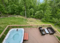 Hot Tub Mountain View Dog Friendly Modern Chalet - Hytter