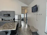 Come enjoy our"beautiful new modern guest house" with a view to the ski mountain - 4つ星