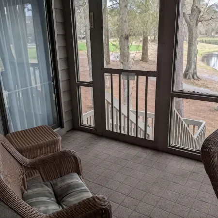 Perfect Vacation Rental! Beach, Golf, Pool & more. Pet friendly!