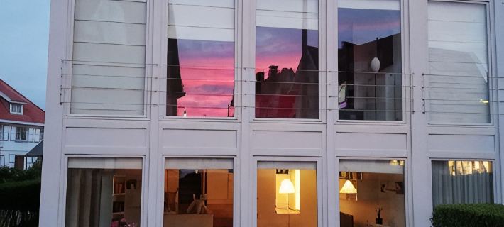 Modern duplex apartment, ground floor with garden within walking distance of the sea Hotels in De Haan