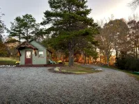 The 'Happy Go Fishing Cabin' at the Park Place (on Parks Rd) - 3-Star