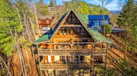 Hiking Bear Cabin: 8mi to Cades Cove, Mountain Views, Games, Preferred Location