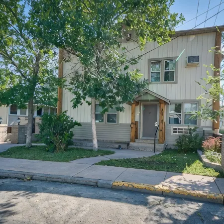 Moose Creek Lodge & Suites