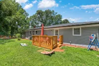 Serenity on Stroud: Fire Pit + Games + Fun - Bungalows
