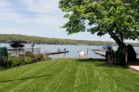 Charming 3-bedroom house in Conesus with lake access and dock for boat - 4-Star
