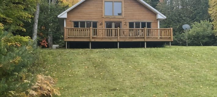 Seney Cabin with hot tub Hotels in Schoolcraft County