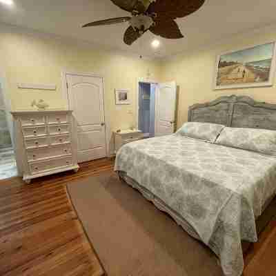4 Bedroom, 4 Bath Raised Beach House 3 Blocks From the Beach! Golf Cart Included Rooms