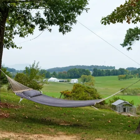 Mountain Veiws, Hot Tub,Treehouse,Gameroom, Child Playroom, Pet Friendly