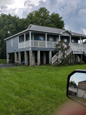 Central Florida Vacation Stilt Home with pool!