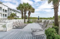 Oceanfront, Ocean Club F101, Linens included, 3Br 2ba, pool - Beach