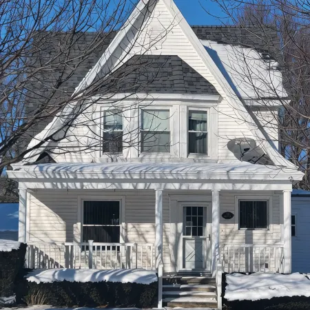 Charming Cottage, close to all the sights.