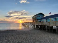 Outerbanks Private Suite Kdhshort Walk to Beach/Sound Sunsets Centrally Located