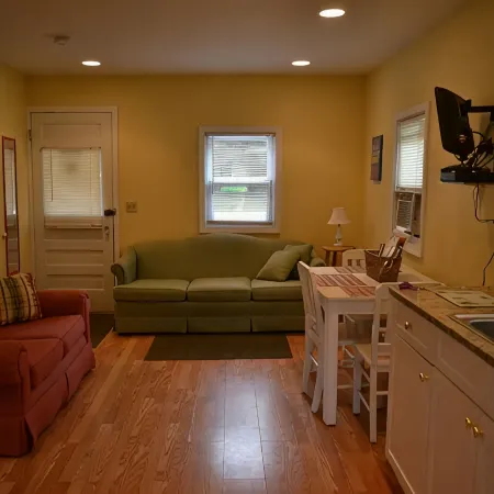 LYC Cottage #2