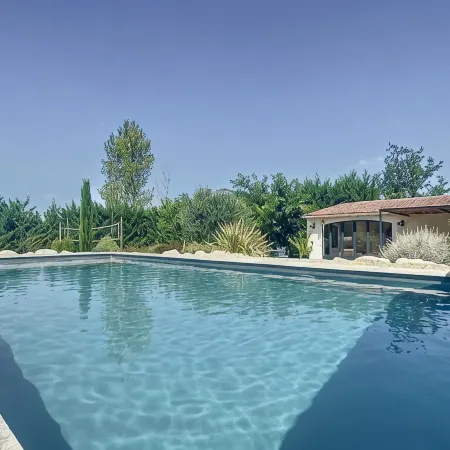 Gite au Calme Avec Piscine