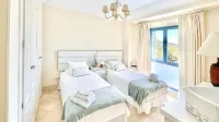Charming apartment / Precioso apartamento en la Marina del Puerto de Sotogrande. - balcón