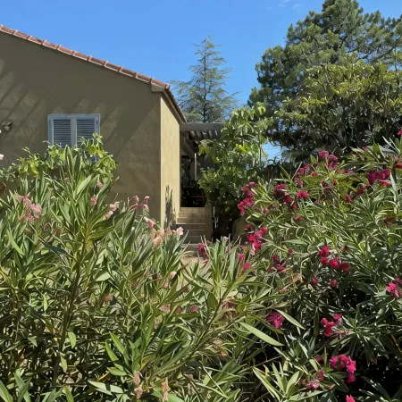 AIR-CONDITIONED VILLA 6 PEOPLE HEATED PRIVATE POOL NEAR PORTO-VECCHIO