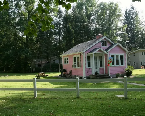 Lake Front Cottage in Michigan's Harbor Country "Sandy Shores 2" Hotels in Chikaming Township