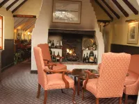 Fourways Inn Hotels in Гамільтон