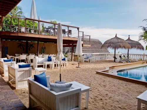 Catembe Gallery Hotel - Sea View