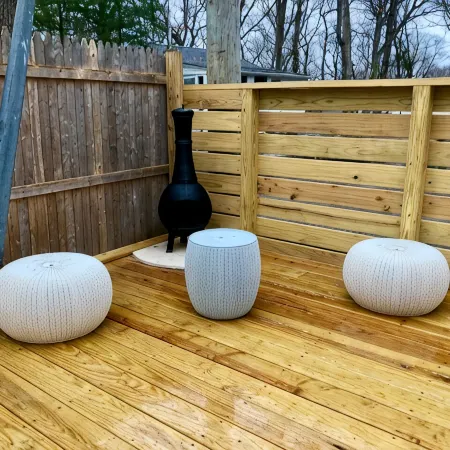 Renovated Cozy Chic North Fork Cottage, steps away from the Beach & Wine Trail!! Отели в г. Риверхед