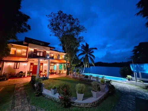 Myh - Lake Front Private Serviced Villa, Free Breakfast - Villas