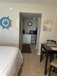 Waterfront Views in Rockport–FultonStay at Our Charming Motel Room.