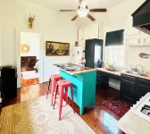 Charming Hideaway - Walk to French Quarter