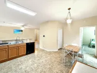 Humble 3Br Getaway Near IAH, Houston & More - Homestays