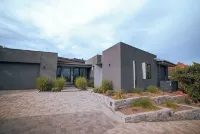 Luxurious Modern Masterpiece in Uptown Sedona Hotels in 