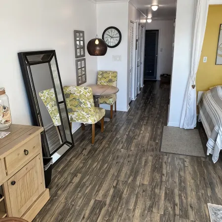 Relax and Kickback at Our Ocean Front Condo - Beachfront Bliss