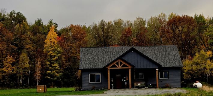 Aurora is a 3-bedroom house in Holcombe. A year-round playground for all! Hotels in Chippewa County