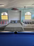 Enjoy Pool, Billiards, Sauna, Access to the Lake