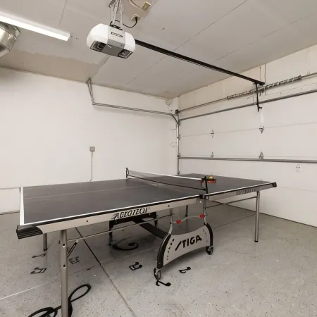 FRUITOPIA! Your 4 bedroom, 2 bath adventure basecamp in downtown Fruita CO