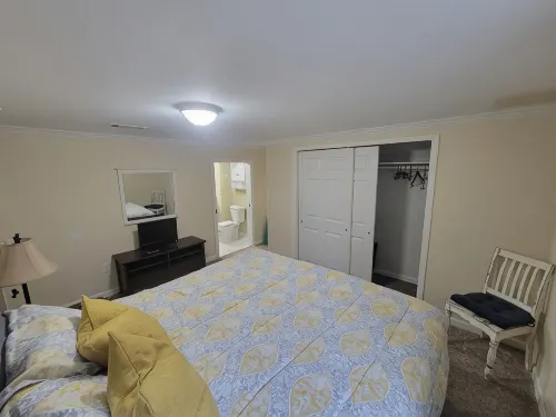 Charming 1-bedroom apartment in delightful Tacoma with WiFi